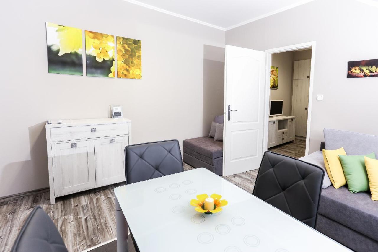 Gardi Apartman Szekszard Exterior photo